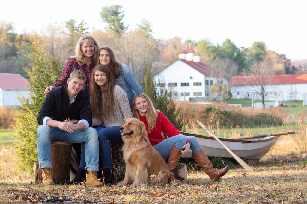 Family in Loudoun County Autumn setting