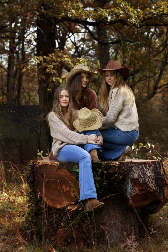girls in the autumn woods Loudoun County 